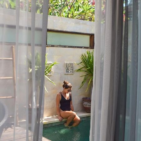 Ke Rensia Private Pool Villas Gili Air Kültér fotó